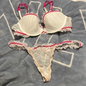Vintage Victoria secret Angel collection white pink n blue bow bra n gstring